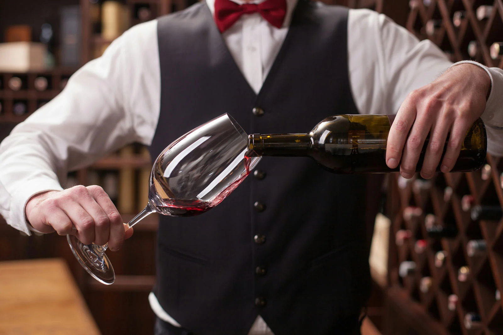 Illustration representing Vinimark wine menu data-processing case study